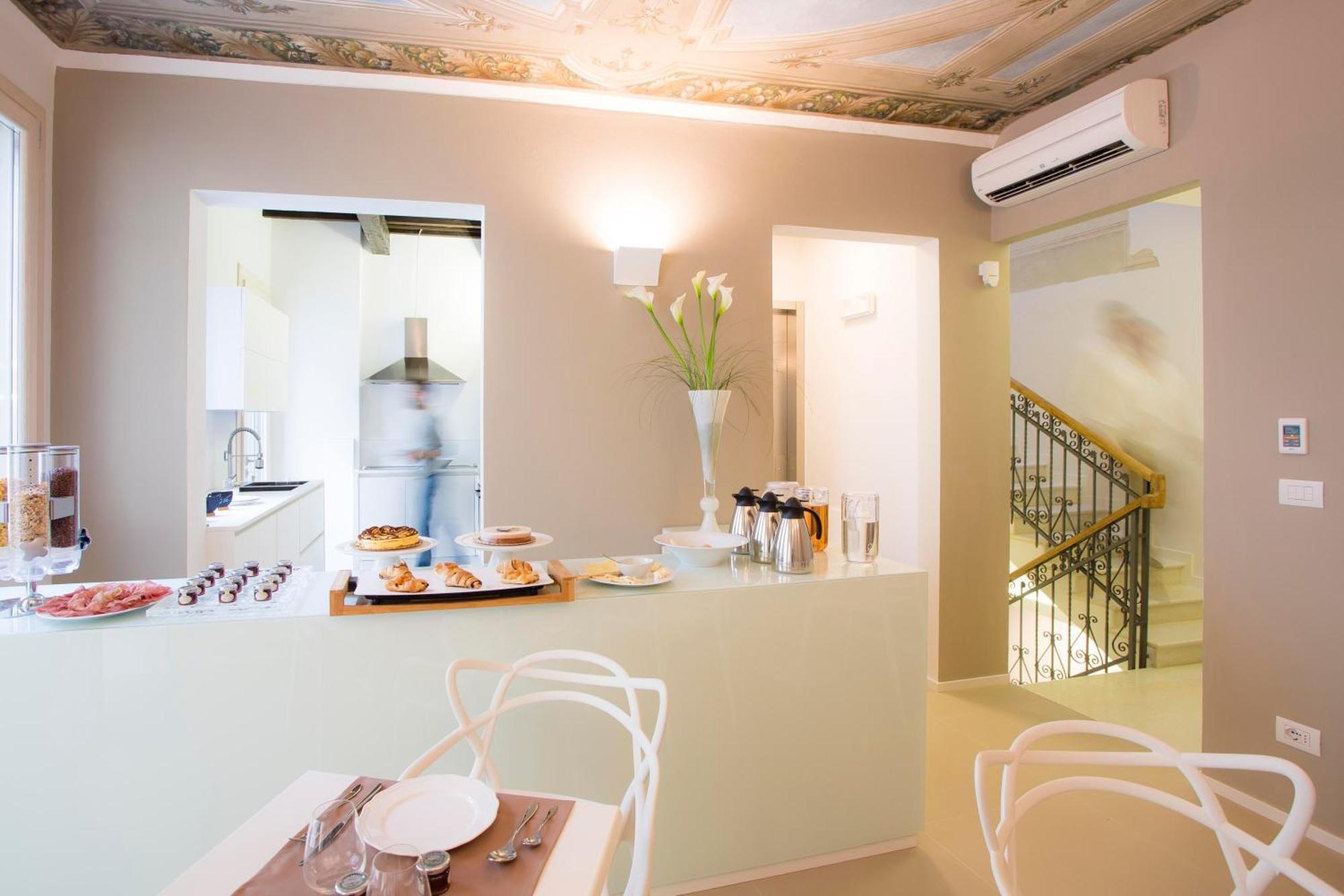 Borgoleoni 18 - Room And Breakfast Феррара Экстерьер фото